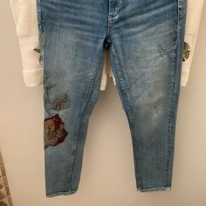 Pilcro embroidered boyfriend jeans